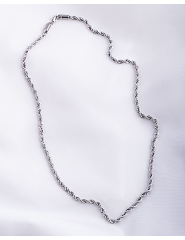 STAINLESS STEEL TWISTED CΗΑΙΝ NECKLACE IN SILVER.
