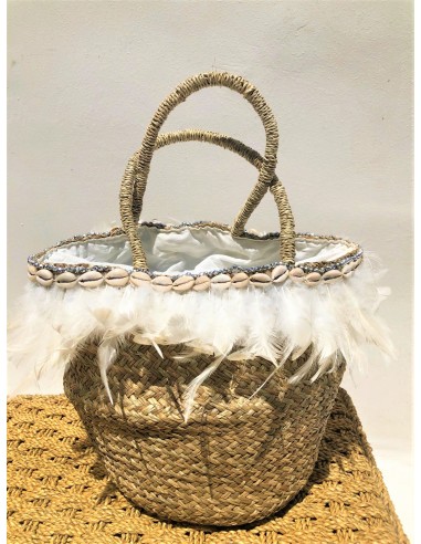 NATURAL STRAW BOHO BAG WITH FEATHERS AND SHELLS