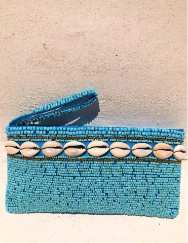 HANDMADE MEDIUM BEADED BAG IN TURQUOISE WITH SHELLS.