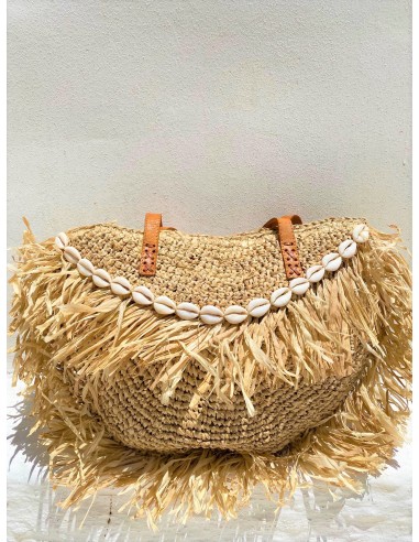 NATURAL STRAW BOHO BAG WITH SHELLS AND FRINGES
