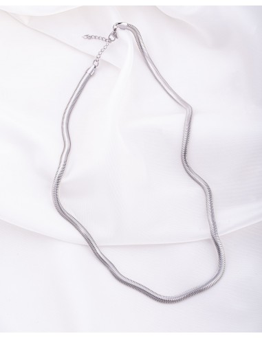 STAINLESS STEEL SILVER SNAKE NECKLACE .